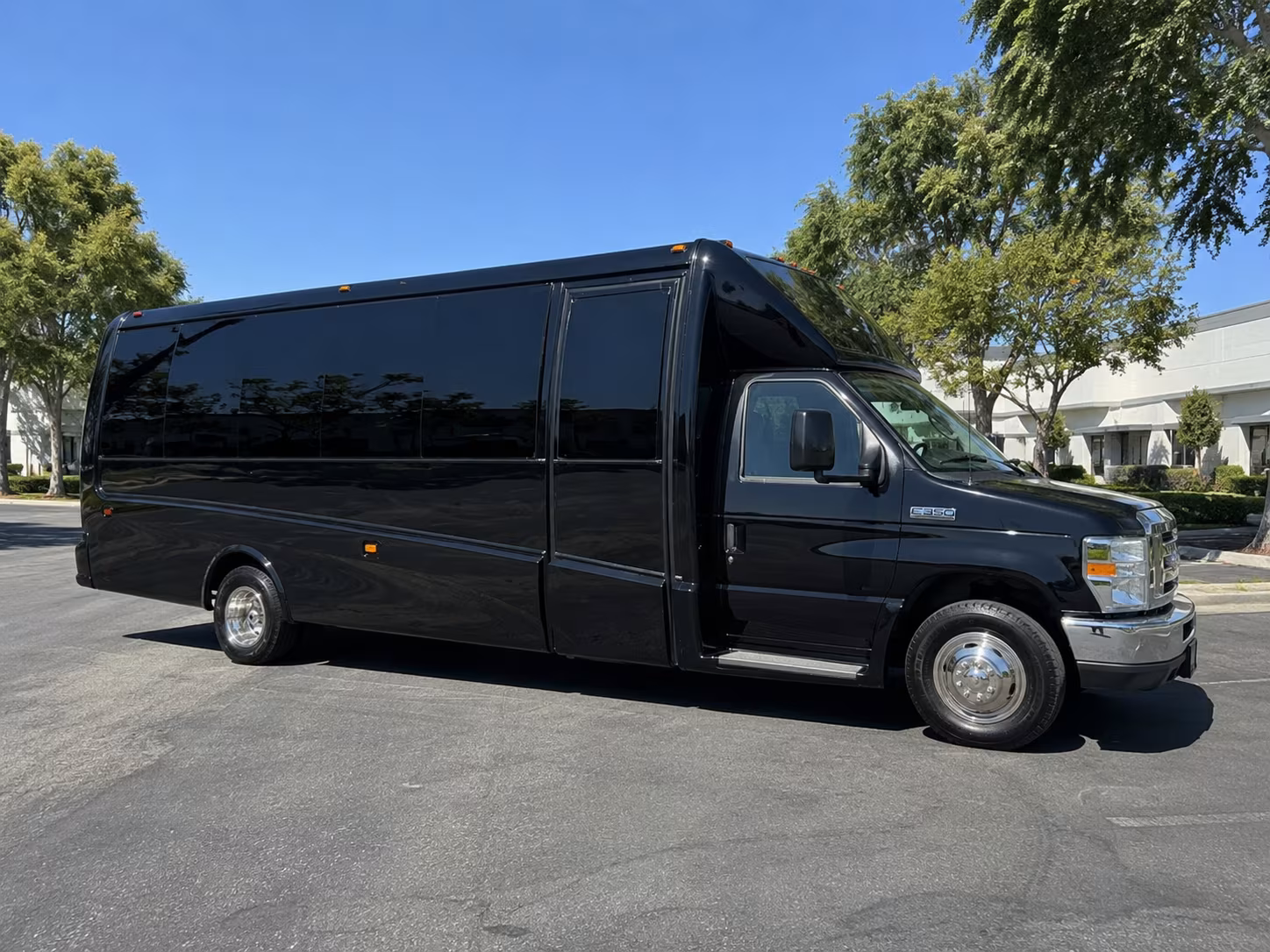 Fort Collins Homecoming & Prom Party Bus Rentals