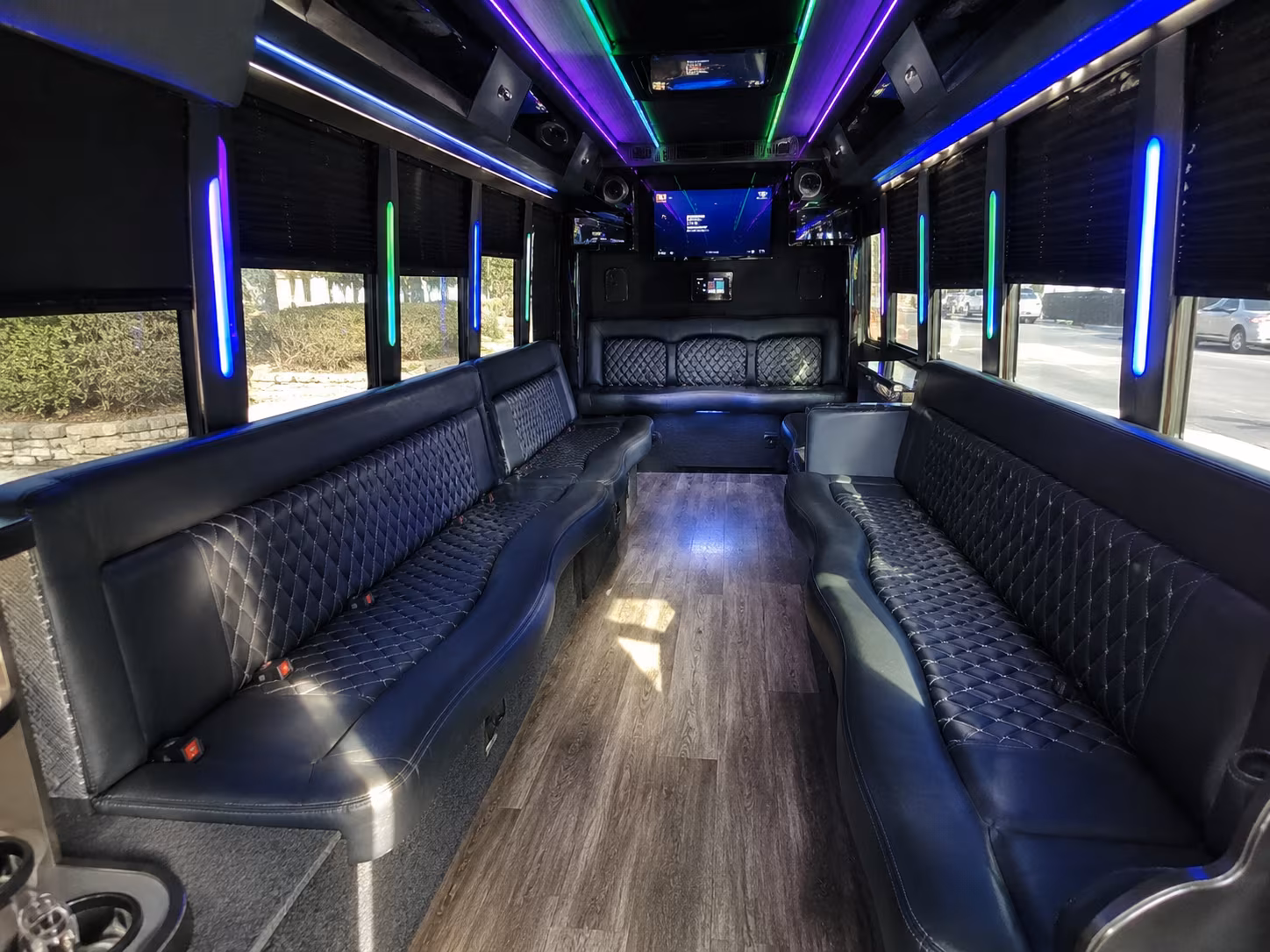 Fort Collins Winery Tour & Pub Crawl Transportation